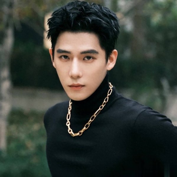 安福相册 曾是内娱寸头花好意思男，古装造型却遭群嘲！