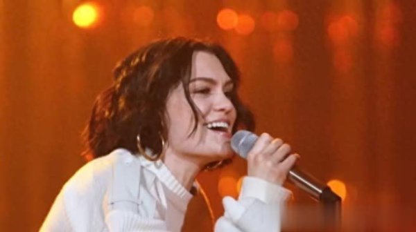 莆田安福相册 37岁有名女歌手自曝患癌 曾进入《歌手》并夺冠