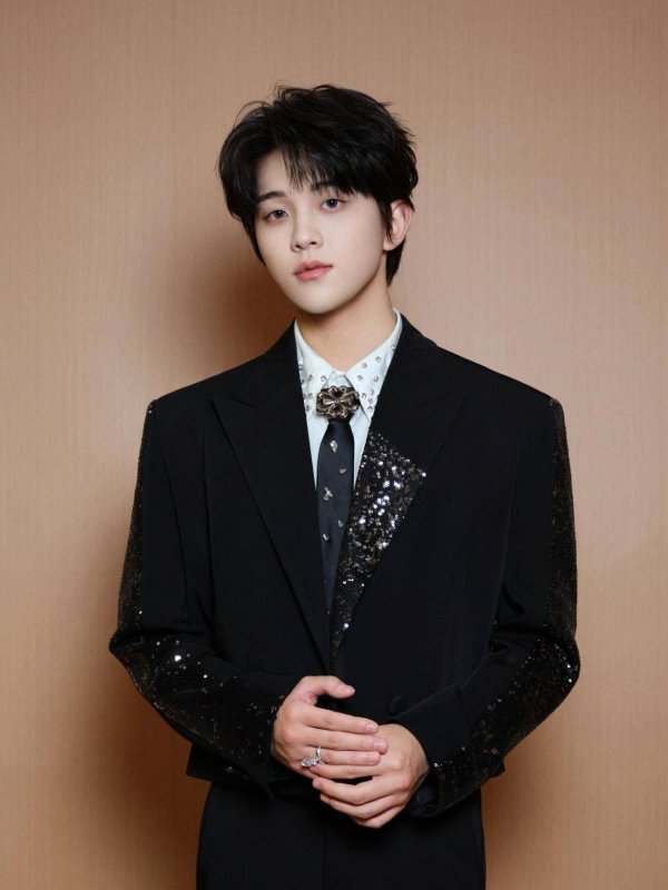 莆田安福相册 有光计算：音乐棱镜的古道独白——张星特