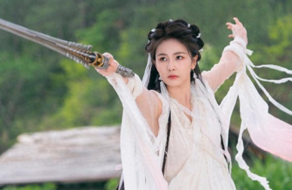 莆田安福相册 于正肯定《临江仙》是“黑马”剧，在线硬刚黑粉，热度直线飞腾