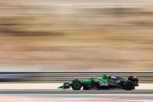 莆田安福相册 F1新赛季本周澳大利亚揭幕、上海站下周登场，收下这份最无缺不雅战指南｜速说