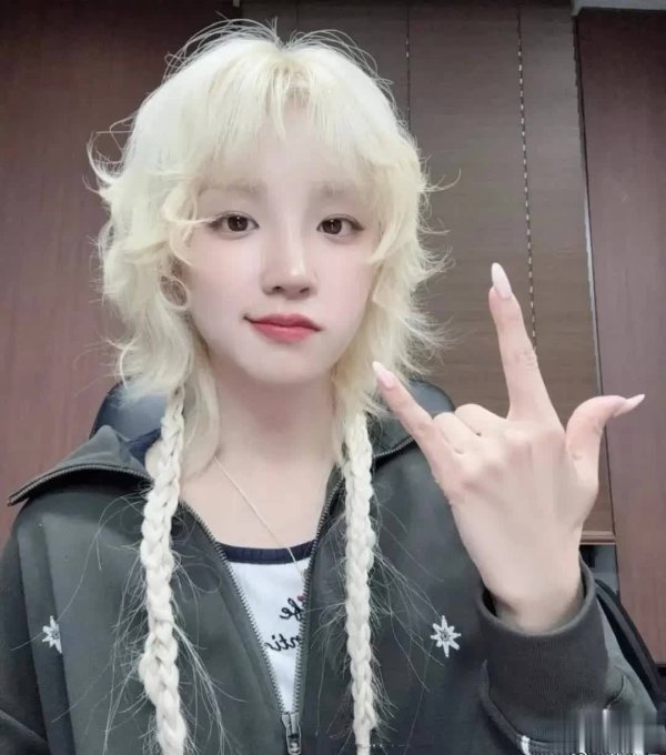 安福相册 宋雨琦太优秀！影视歌三栖还颜值超高