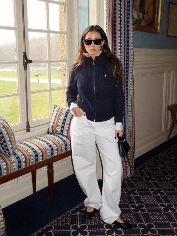 安福相册 从职场到聚会|Isabeau 的 24 小时「一衣多穿」全能穿搭模板