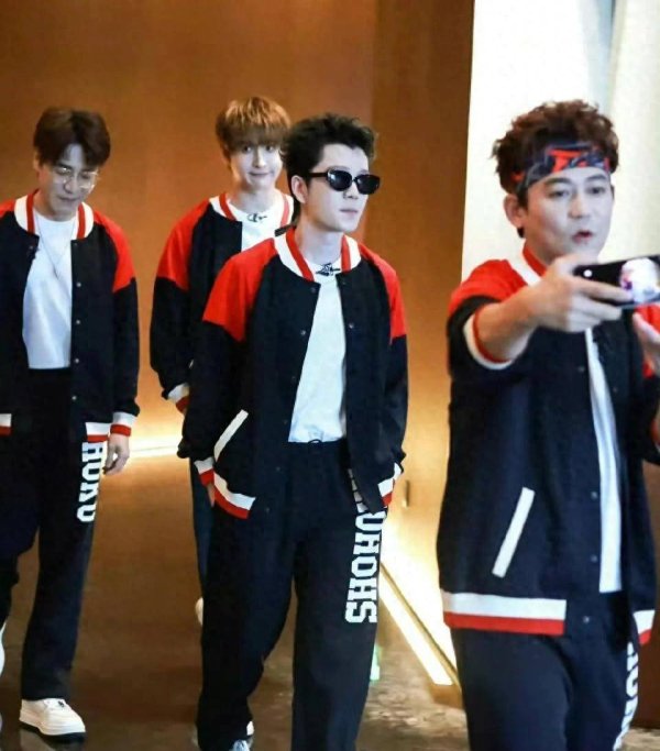 莆田安福相册 《饱经沧桑2025》开录，王铮亮带0713，苏醒成独一新东说念主