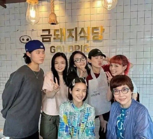 莆田安福相册 林依晨二胎产子，牙东谈主阐发孩子像爸爸