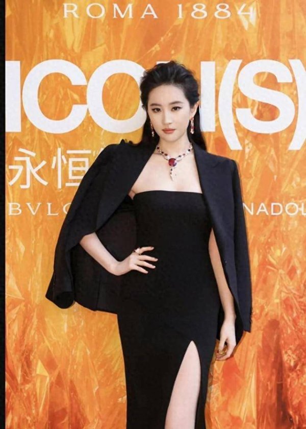 莆田安福相册 仙姐花期超长，宝格丽女王有关词条登上热搜