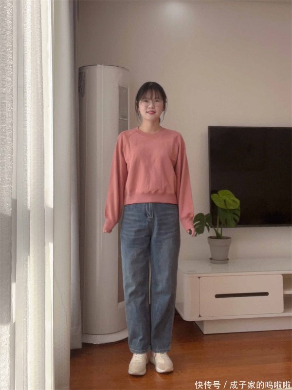 安福相册 优衣库丑吗？79的卫衣真不戳