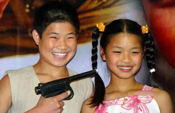 莆田安福相册 36岁嘎子与33岁英子近况：一个康健，一个女大十八变