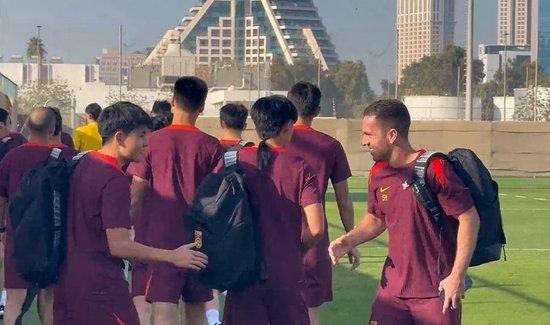 莆田安福相册 冲击好意思加墨临了一块拼图！塞尔吉尼奥亮相国足