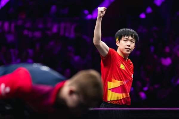 莆田安福相册 赛前兴盛不已，赛后黯然不迭，大勒布伦负于王楚钦“暴打”矿泉水瓶