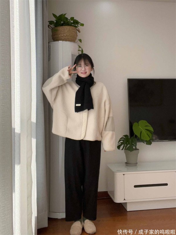 安福相册 当天穿搭｜奶fufu 的羊羔绒外衣