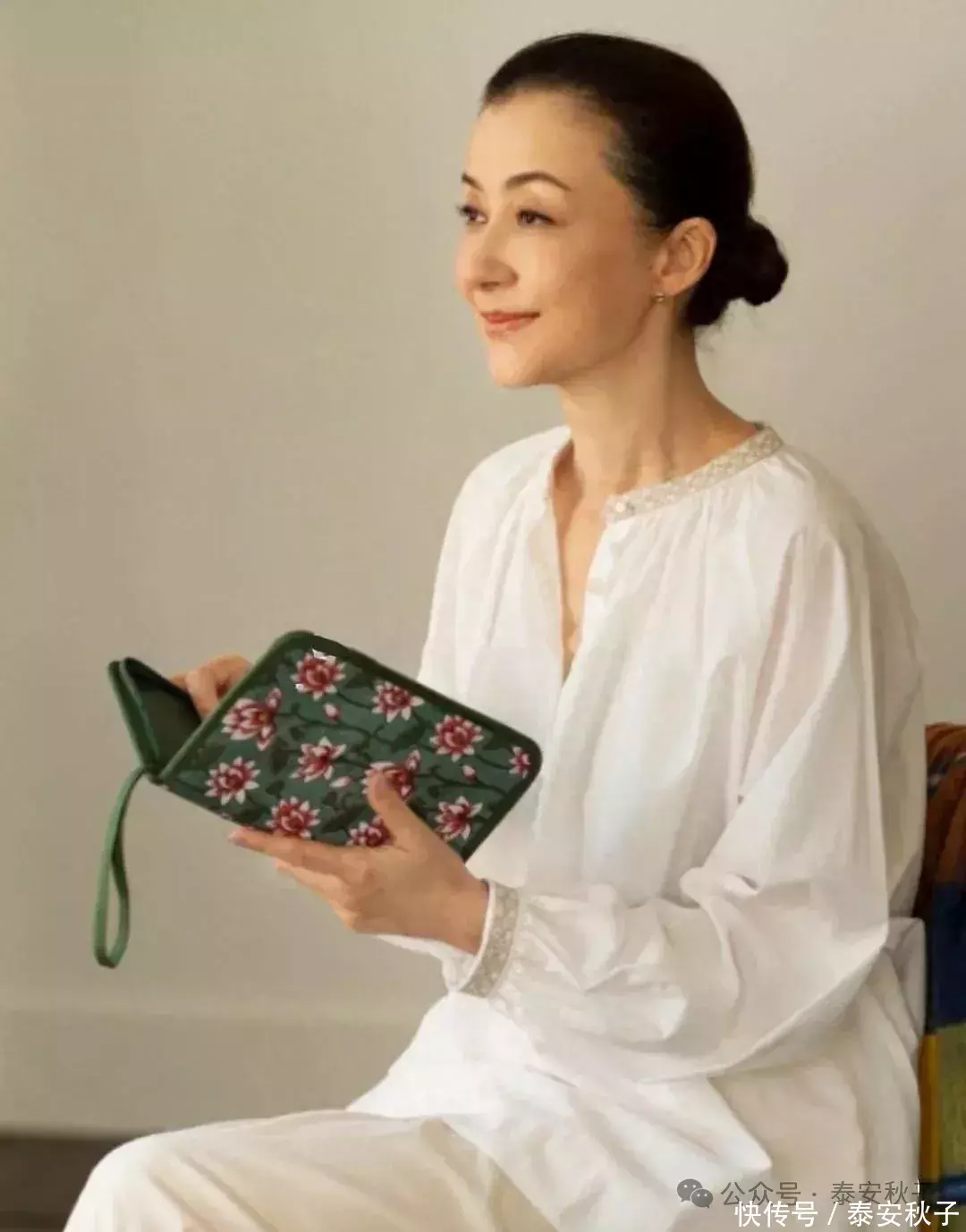 莆田安福相册 等我50岁以后，毫不妥“大哥妈”！4个小神思，学会了优雅年青