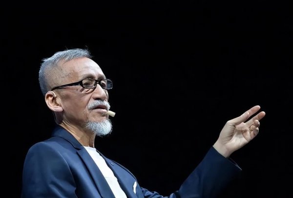 安福相册 82岁陈彼得亏蚀，捧红费玉清无缘《好声息》，长逝老家留缺憾