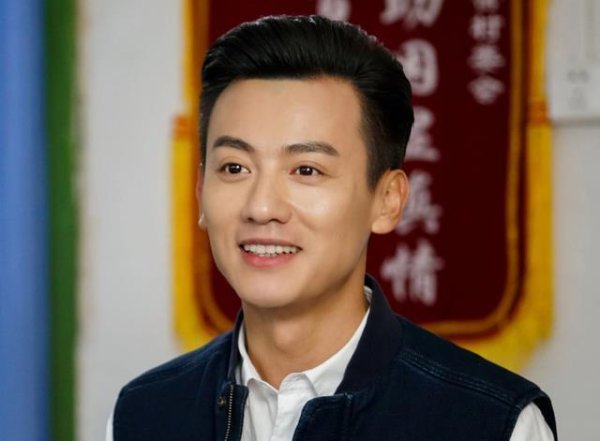 安福相册 搭档赵丽颖白百何未火，46岁靠张译终于走红