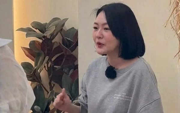 莆田安福相册 小S韩国现身尽显憔悴，惹世东谈主担忧