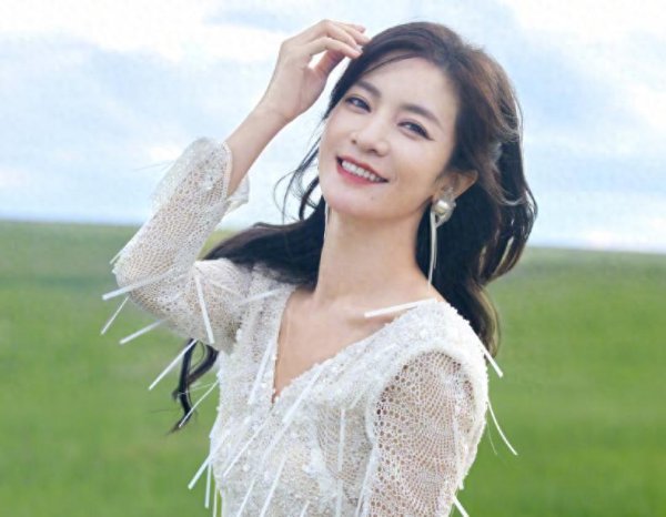 莆田安福相册 乘风2025刚放手，网传李晟接新剧，走陈昊宇阶梯？