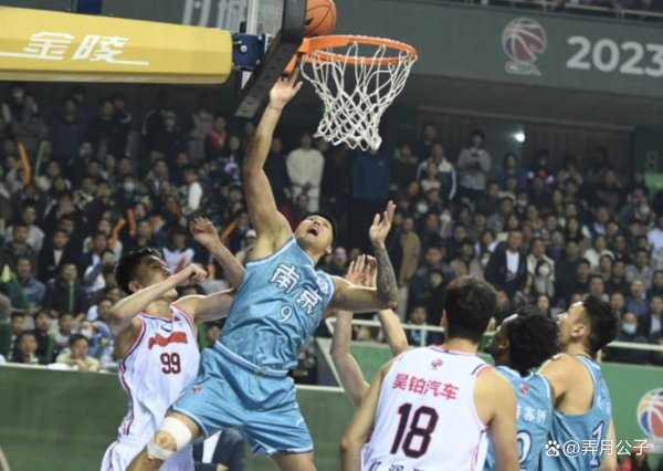 安福相册 给11连败鱼腩送慈悲！广东旧将22分钟得1分，球迷：硬极少行不成