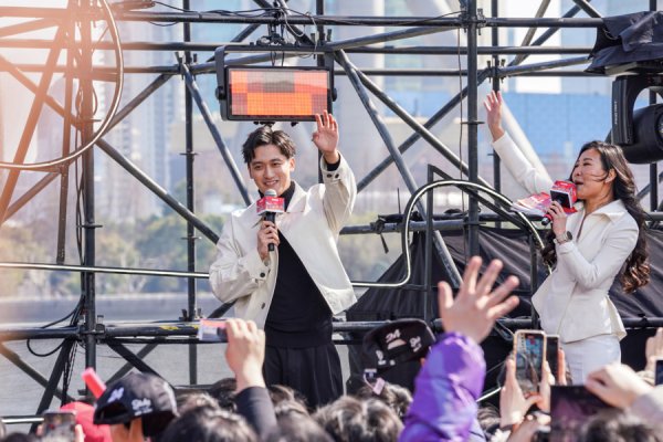 莆田安福相册 文汇视讯｜中国车手周冠宇亮相北外滩，一齐千里浸体验赛车文化盛宴