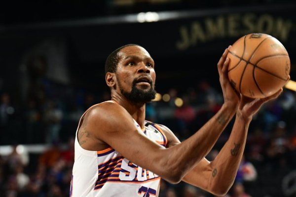 安福相册 布克41+7杜兰特26+8 太阳轻取公牛升至西部第十