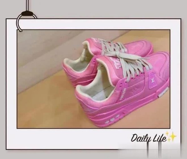 莆田安福相册 王想聪带懒懒游巴黎，穿情侣鞋挤脚翻车，女友生图景况回春