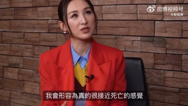 莆田安福相册 驰名女演员，自曝曾陷抑郁平川，曾出演《三十云尔》《新闻女王》
