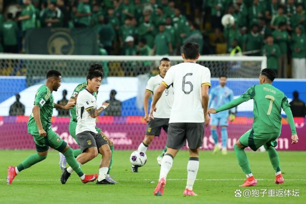 莆田安福相册 媒体东说念主开炮：出洋练了个啥？伊万哪来的自信？临场相易差到极致