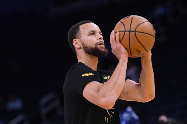 莆田安福相册 库里伤退巴特勒三双送要津封盖 强人险胜猛龙