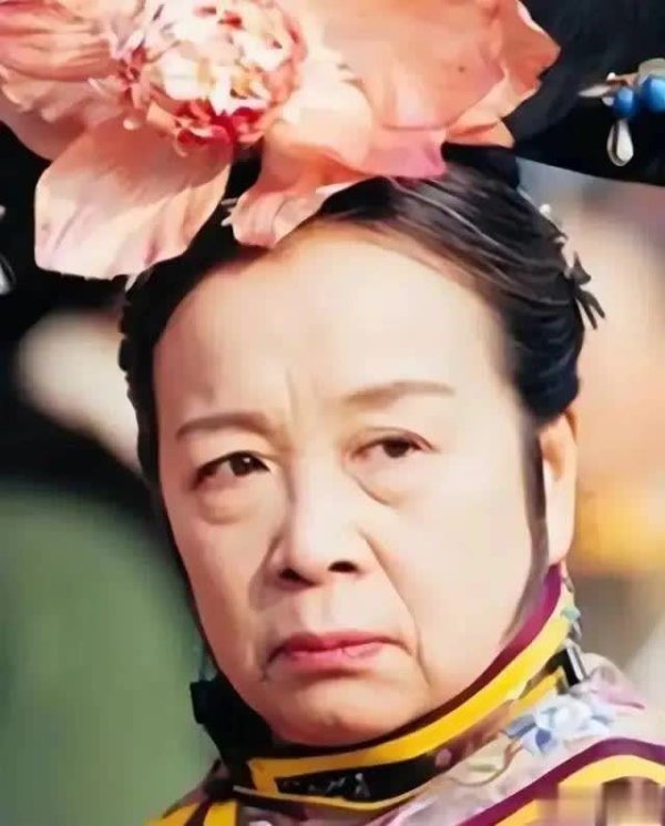 莆田安福相册 从校花到童年暗影！88岁容嬷嬷近照曝光