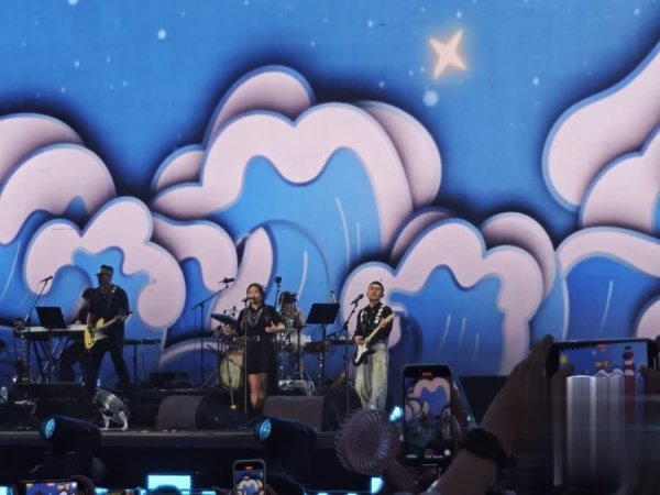 安福相册 金志文回家，还带首登音乐节的李雪琴一同亮相