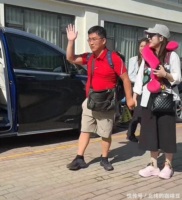 安福相册 顶流网红姜涛回故乡成家！女友正面照首曝光，浮现年底前还要当爸