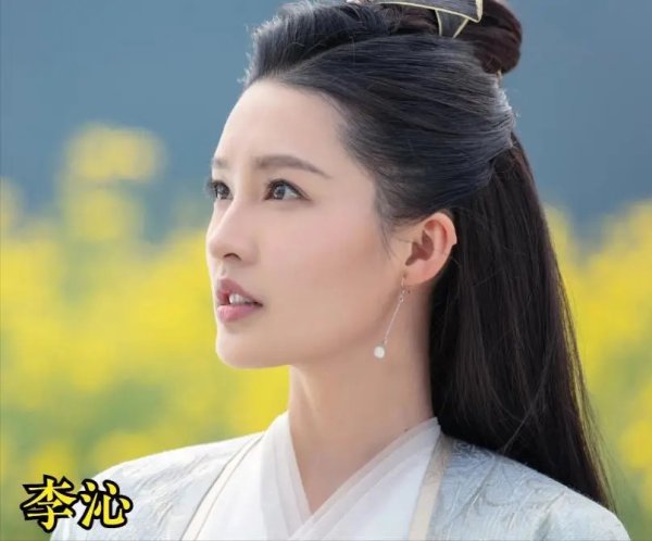 莆田安福家园 讲演念明没说错，不拍戏就消亡的李沁，已走上女演员另一条大路