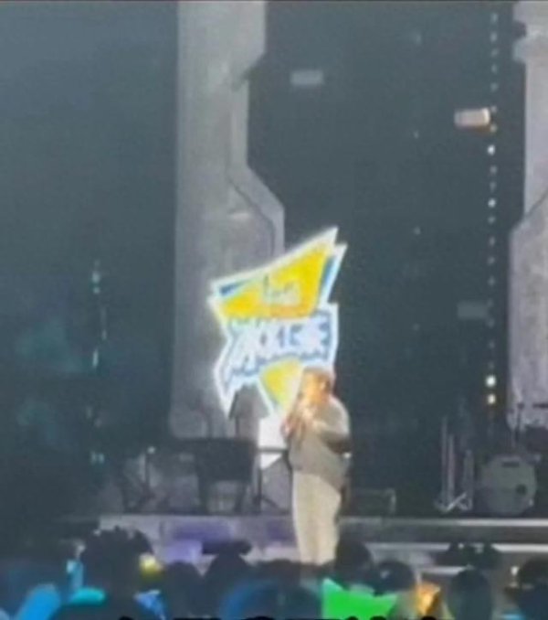 莆田安福相册 韩红现场叫停录制，用看成评释对不雅众的尊重