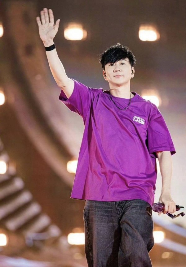 莆田安福相册 林俊杰秘书腹黑出问题，追梦同期别忘关心躯壳！