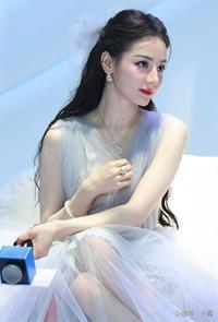 莆田安福家园 迪丽热巴少女级别，又有怎样的绝好意思造型或发扬