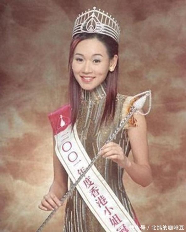 安福相册 当年港姐冠军转型好意思食博主，教网友作念荔枝煲汤，却被质疑半途换东说念主