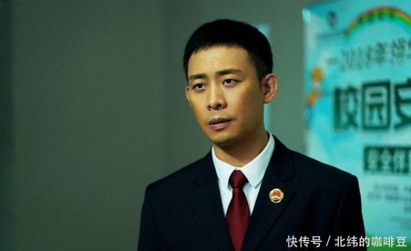 安福相册 迪丽热巴《利剑玫瑰》央八黄金档首播，打拐刑侦题材，有好剧追了