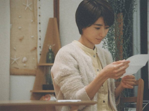 安福相册 藤井说念东说念主新作《港之光》曝剧照 真荣田乡敦主演