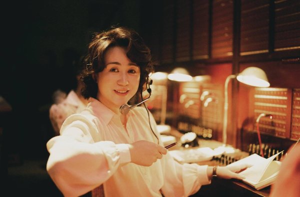 安福相册 170万不雅众打9.7分，未上映票房破6200万，大鹏冠军不保？