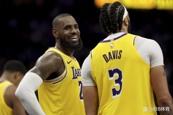 安福相册 浓眉：詹皇是否提前知谈湖东谈主走动我不要害 我们的关系依然亲密如初