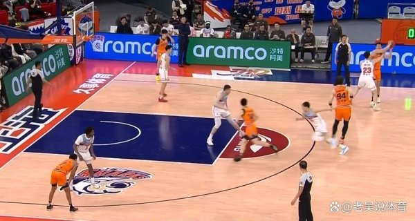 莆田安福相册 新疆险胜上海4东谈主满分！劳森29分9板，伊福19分7板，阿不都13分7板