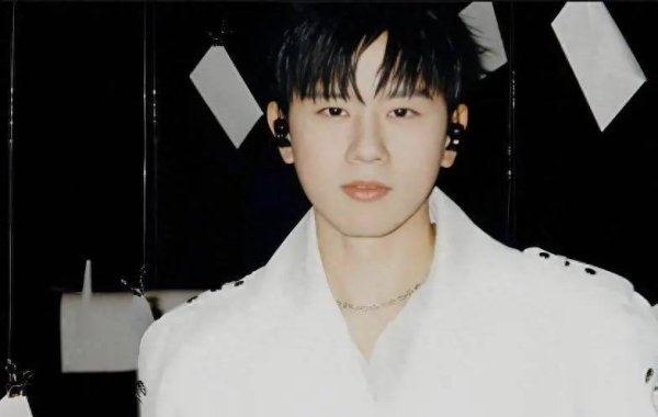 安福相册 张杰谢娜历经质疑苦处，联袂十余载共筑幸福之家