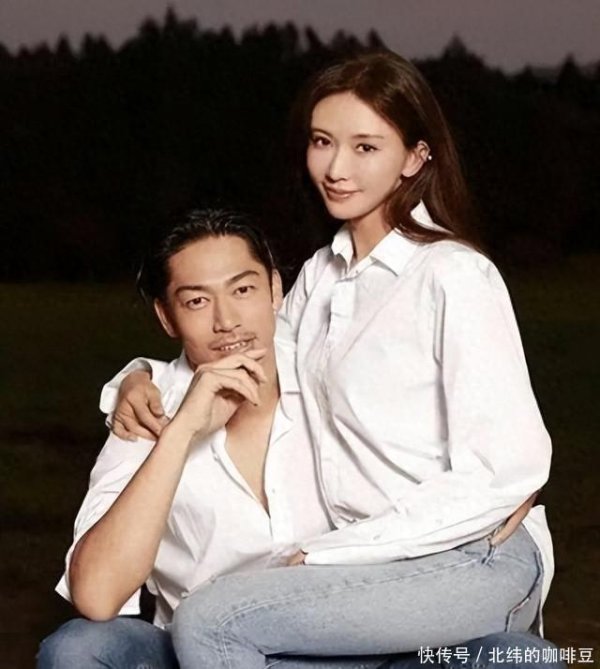 莆田安福相册 林志玲一家三口出游，体格婀娜，大长腿亮眼，50岁的情状仍似青娥