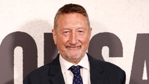 莆田安福相册 007新电影编剧细目！《浴血黑帮》斯蒂文·奈特合手笔