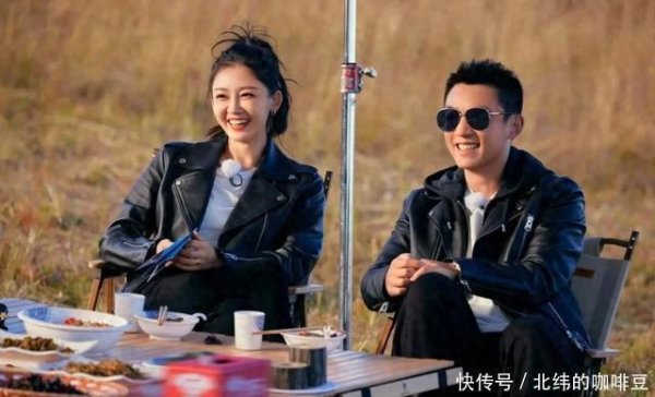 安福相册 郑恺苗苗晚上出来看电影，168苗苗与178郑恺同业，真实身高惹热议