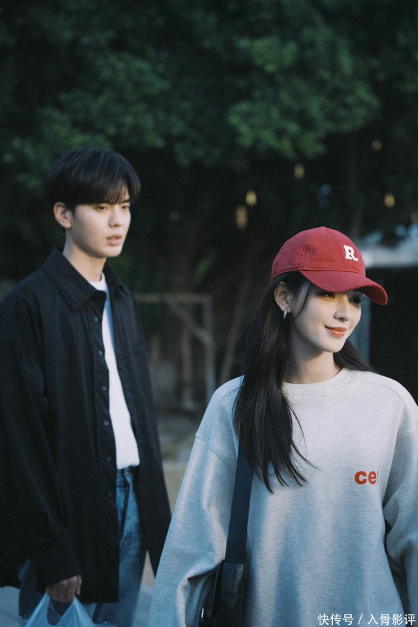 安福相册 《深情眼》：心爱现偶的有福了，姐弟恋获利幸福甜密的结局