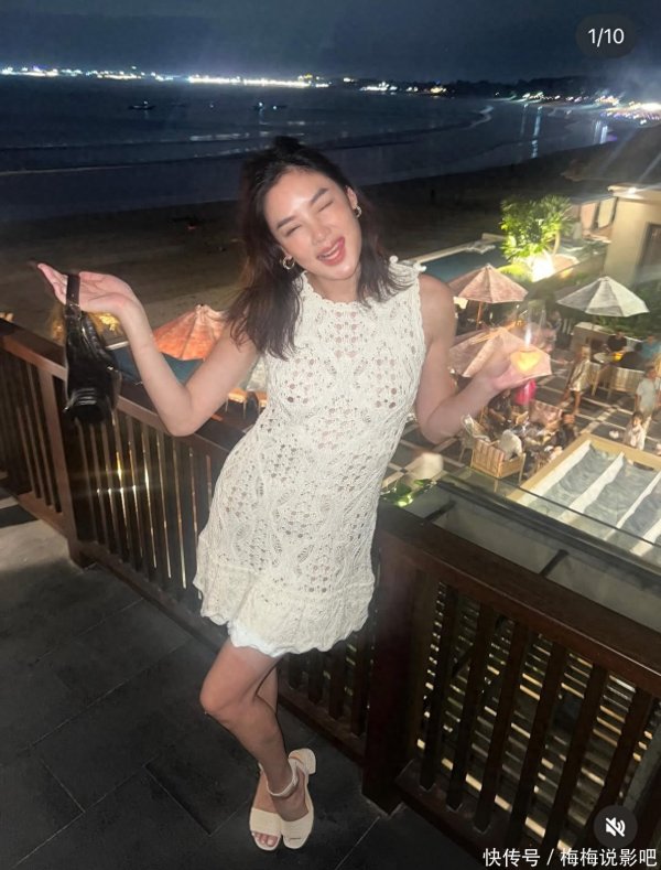 安福相册 乐基儿在塞班岛送儿上学，穿热裤双腿修长，6岁女儿撒娇不思开学