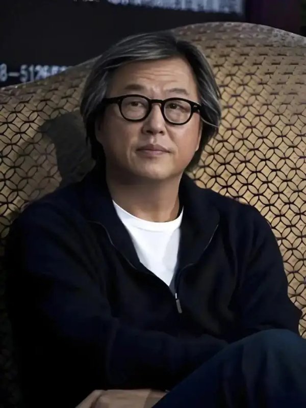 安福相册 王伟忠表露S妈现状需匡助，谈小S复工饱读舞其出来责任