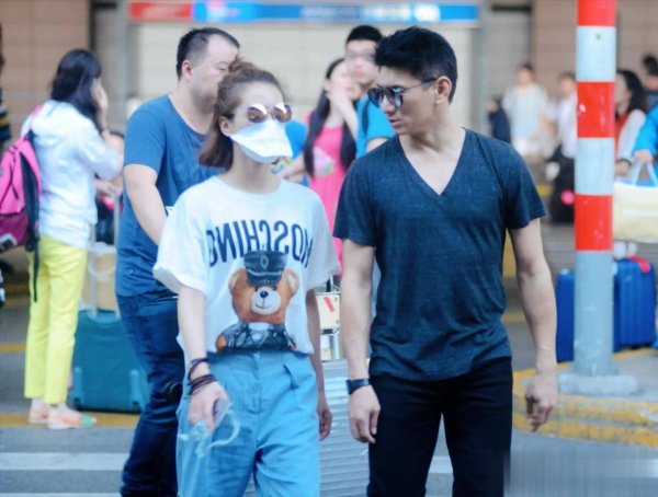 莆田安福家园 刘诗诗吴奇隆带娃破谣，十年婚配为何总有东谈主不看好？