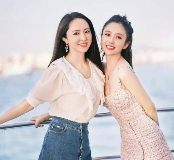 安福相册 证实过了董璇佟丽娅是真闺蜜，成年东谈主友情随叫随到！