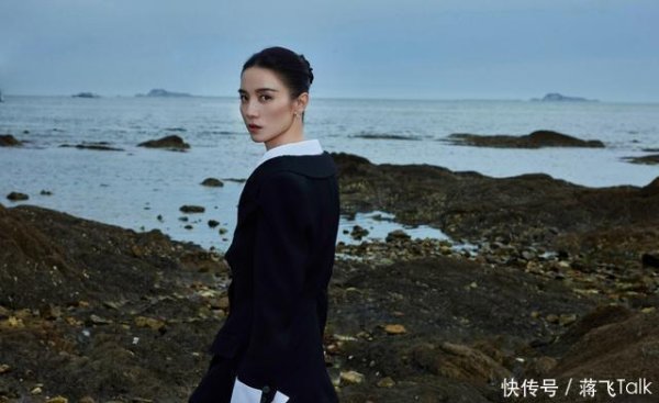 安福相册 离异13年，高调官宣喜信的宋佳，成了导演张黎“高攀不起”的存在